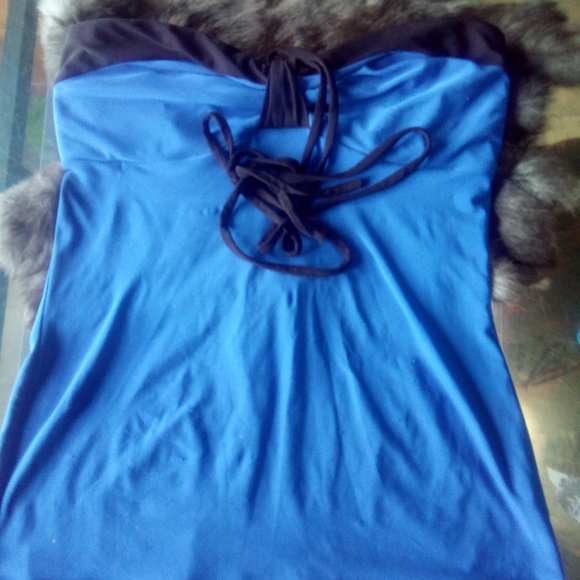 2/$15.00 Tank top - Picture 1 of 3